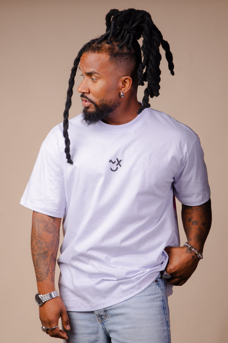 T-SHIRT BRANCA - DIFERENTÃO 92