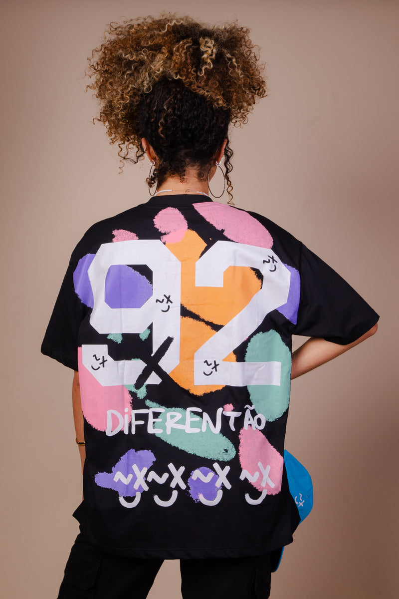 T-SHIRT PRETA - DIFERENTÃO 92